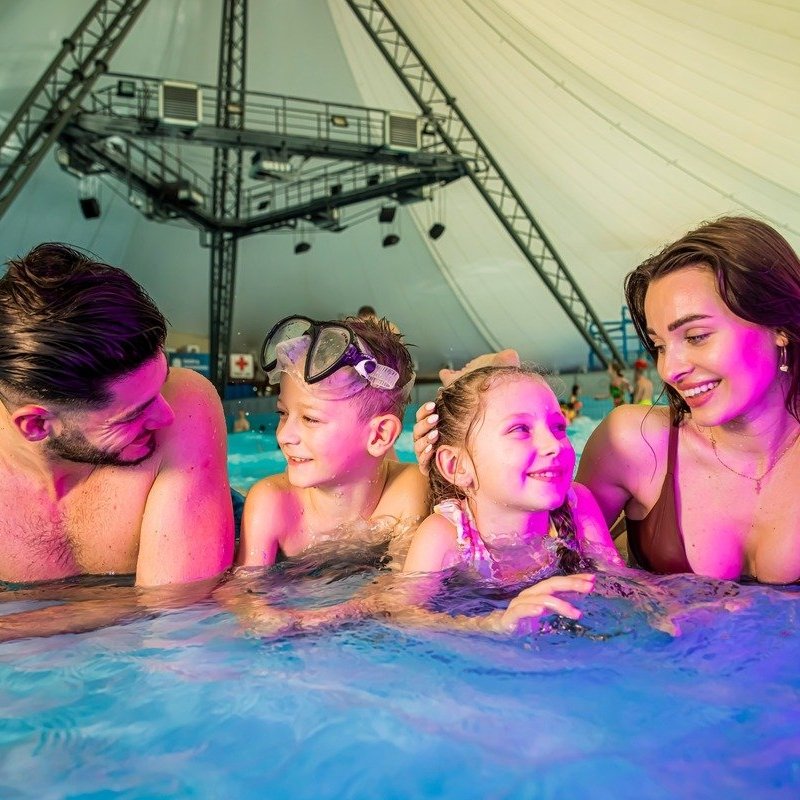 Unterbringung mit dem Frühstück + Eintritte in den Wasserpark