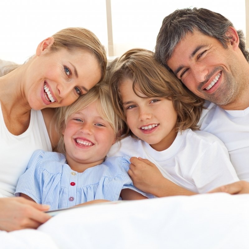 Familien-2+1-Entspannung mitten in der Woche mit Eintritt in das Sárvár-Heilbad