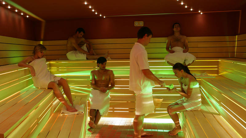 Hotel Well ****