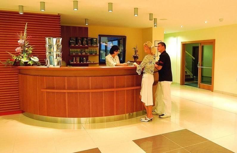 Hotel Seasons ****
