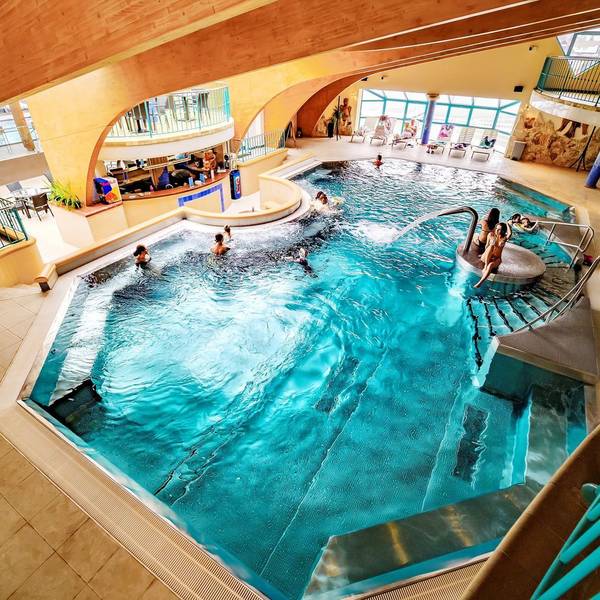 Hotel Seasons ****