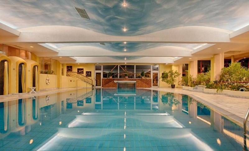 Thermenwelt Hotel Pulverer *****