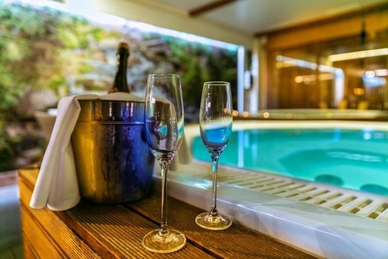Kontakt wellness hotel ****