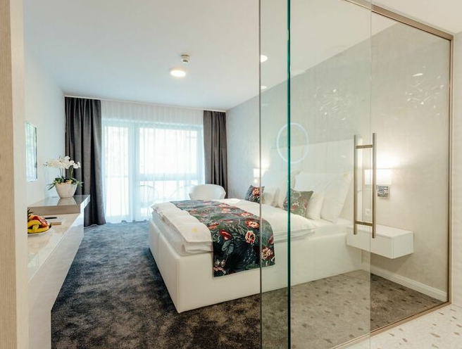 Deluxe **** ohne Zustellbett