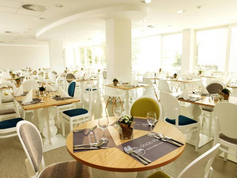Hotel Mirna ***