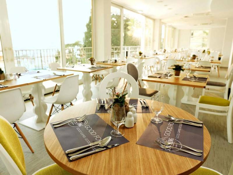 Hotel Mirna ***