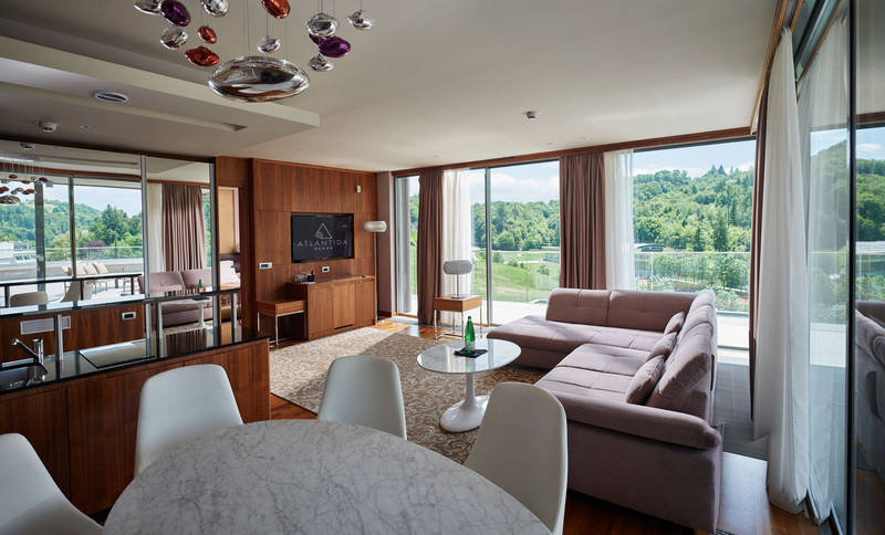 Atlantida Boutique Hotel *****
