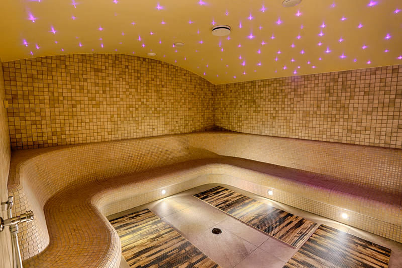 LIGHT-Behandlungsaufenthalt zur Regeneration und Entspannung - Thermia Palace