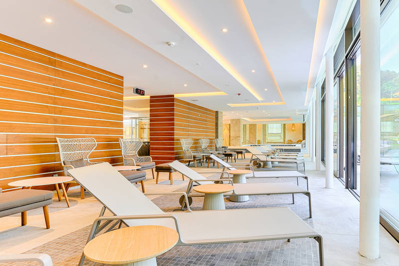 LIGHT-Behandlungsaufenthalt zur Regeneration und Entspannung - Thermia Palace