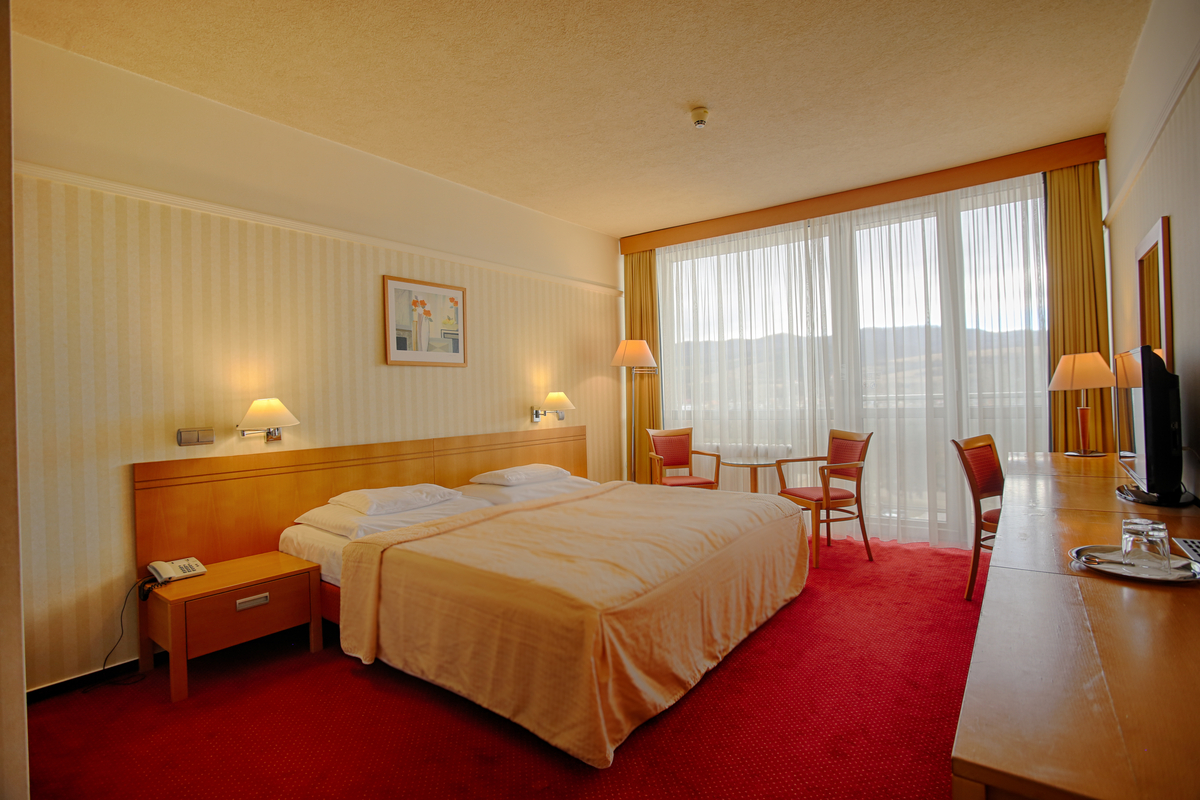 Esplanade Alameda Health Spa Hotel ****
