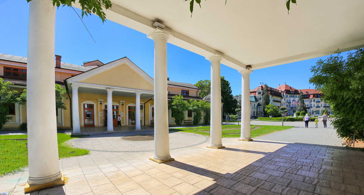 Pro Patria Ensana Health Spa Hotel **