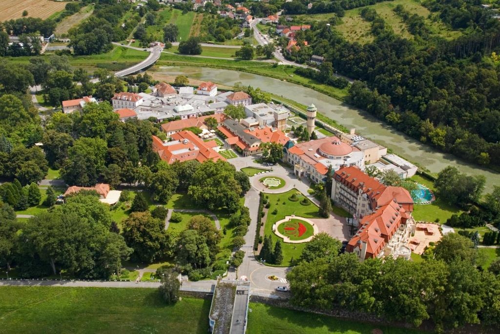 Pro Patria Ensana Health Spa Hotel **