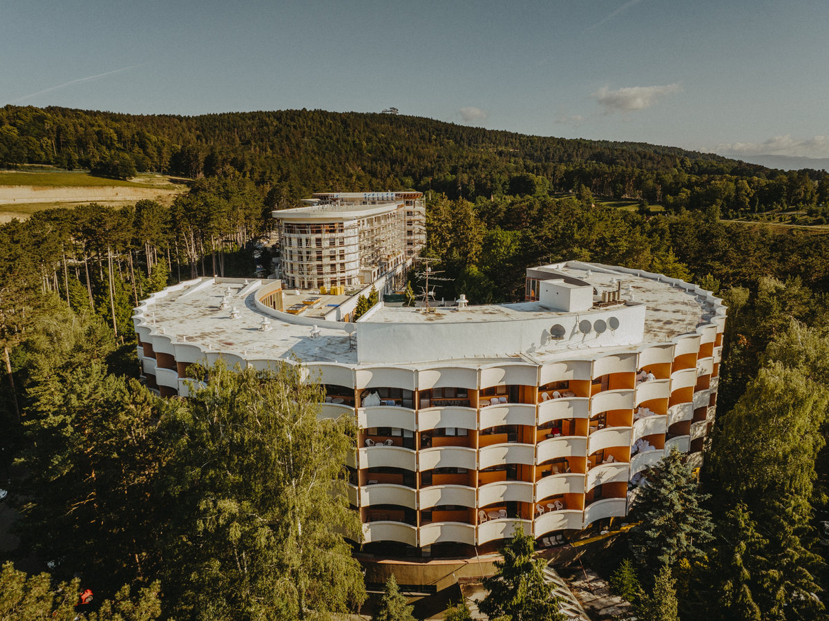 Kurhaus Bôrina (Baník) ***