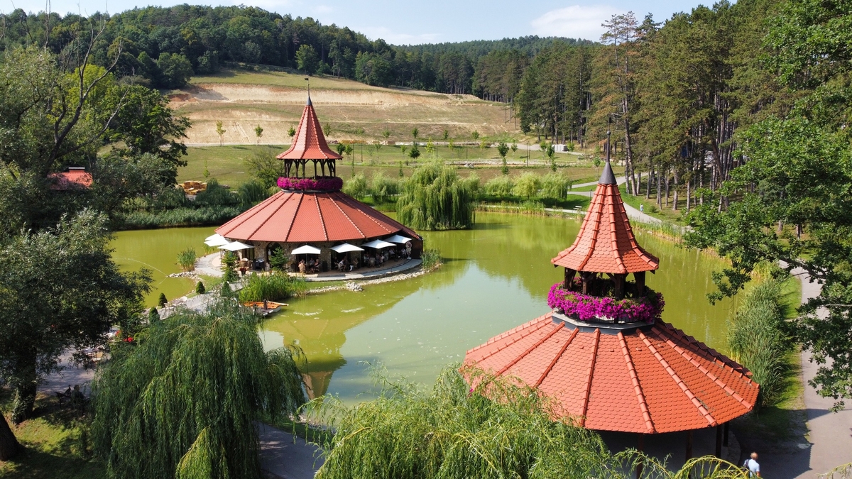 Kurhaus Bôrina (Baník) ***