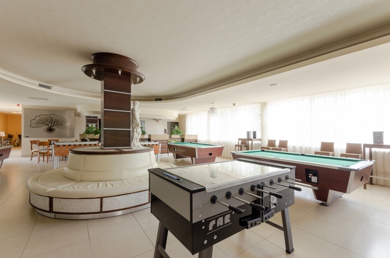 Hunguest Hotels Zrt. Hotel APOLLO ****