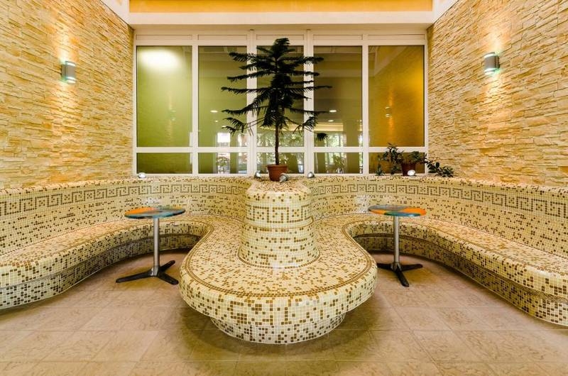 Hunguest Hotels Zrt. Hotel APOLLO ****