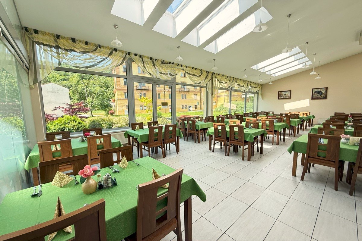 Hotel Ozon ***