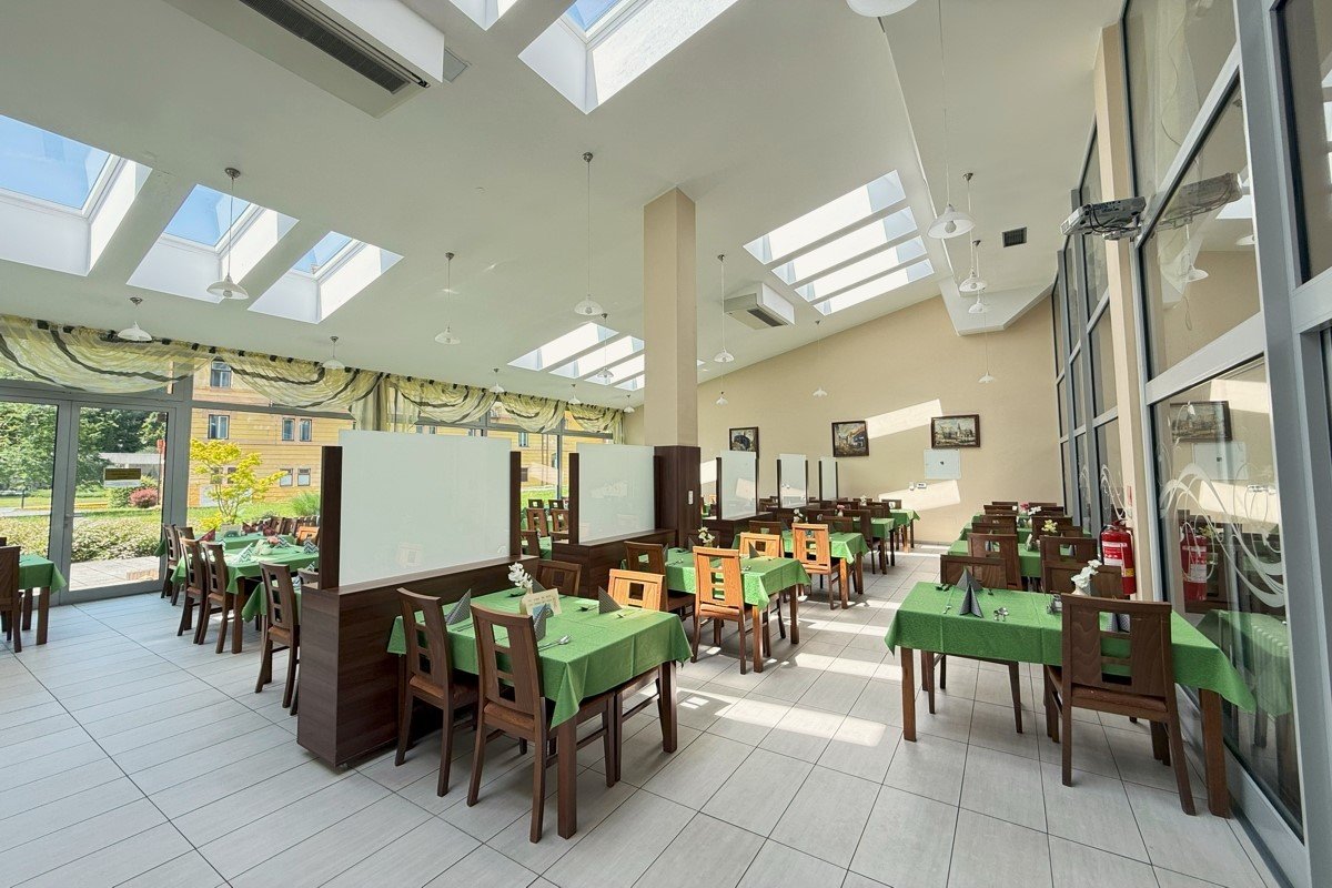 Hotel Ozon ***