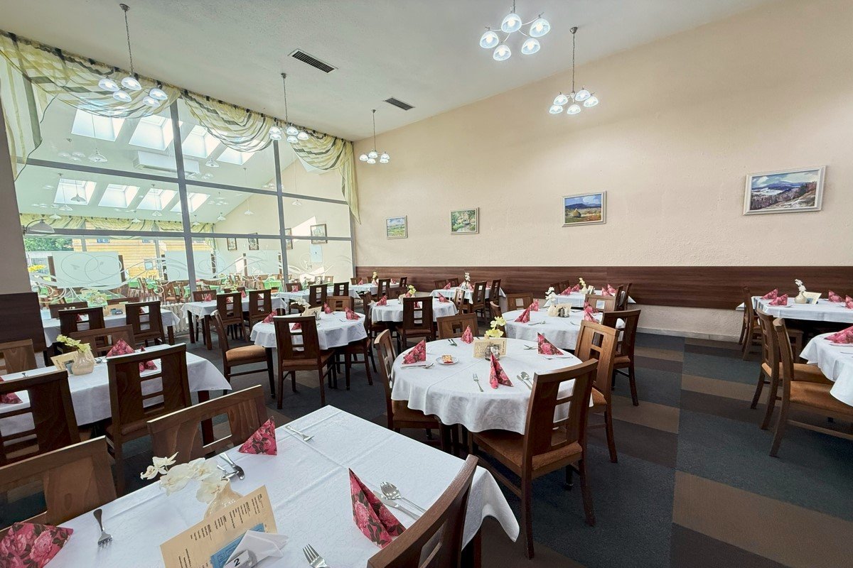 Hotel Ozon ***