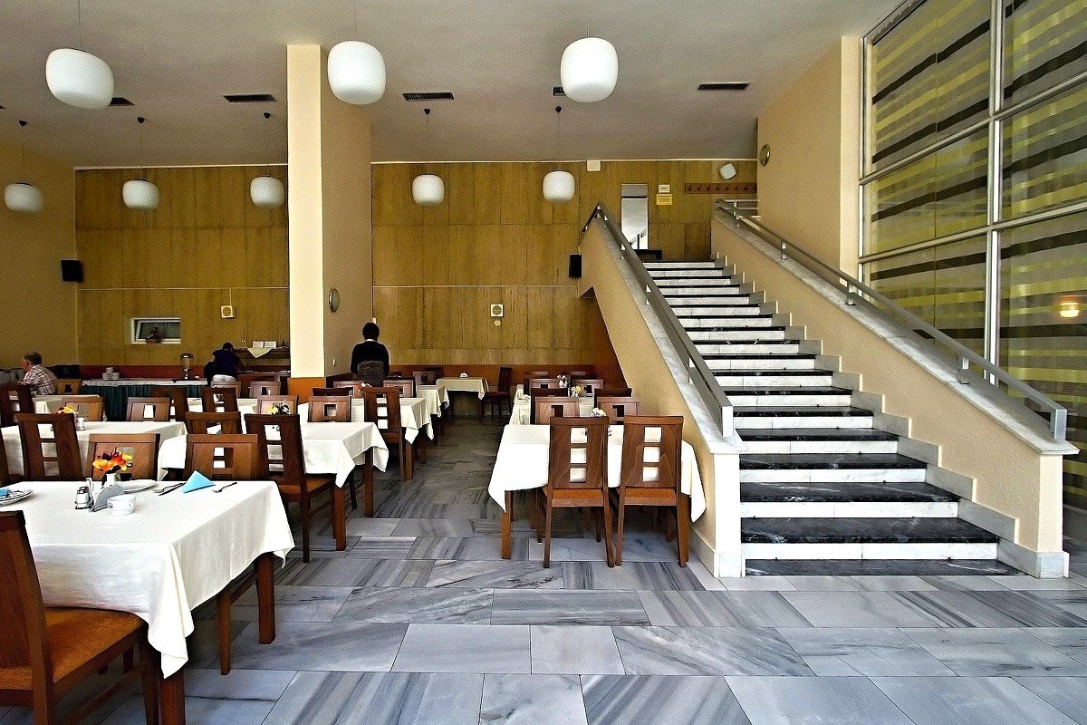 Hotel Ozon ***
