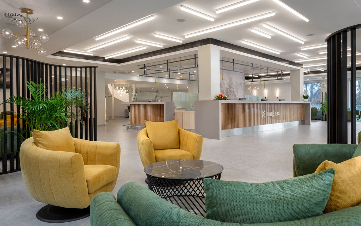 Hunguest Hotel Flora ****