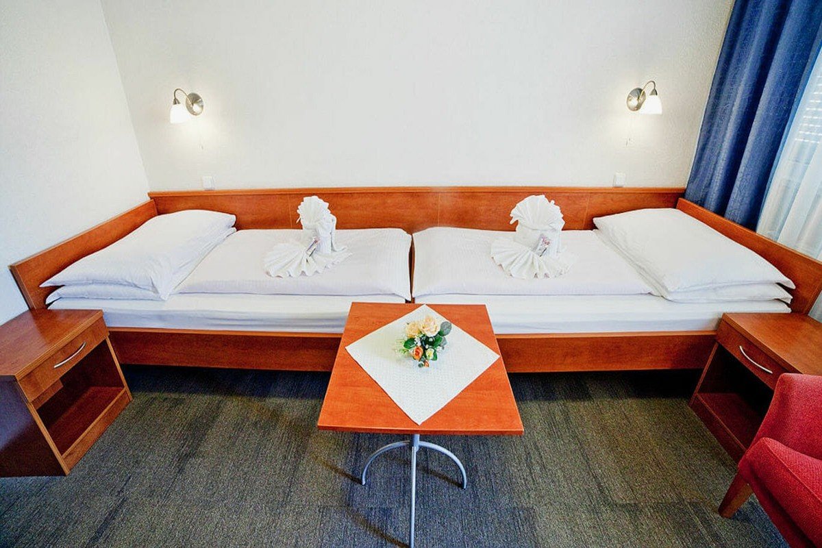 Appartament mit Balkon