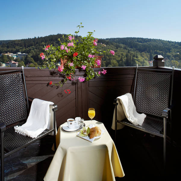 Lidstraffung kombiniert mit einem Spa-Aufenthalt