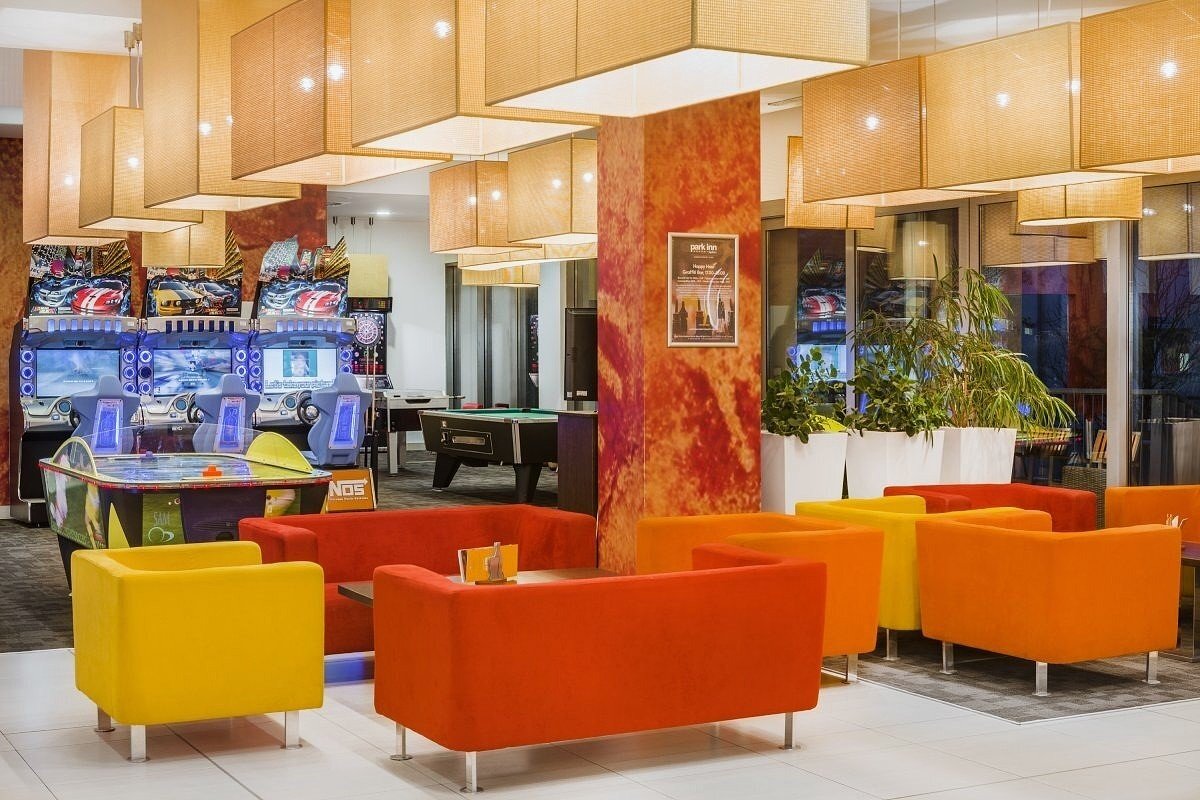 Hotel Park Inn Sarvar ****