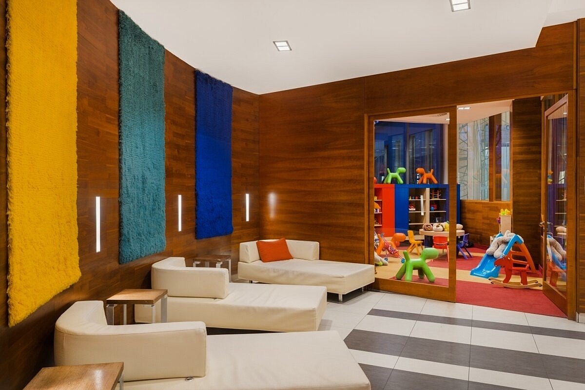 Hotel Park Inn Sarvar ****