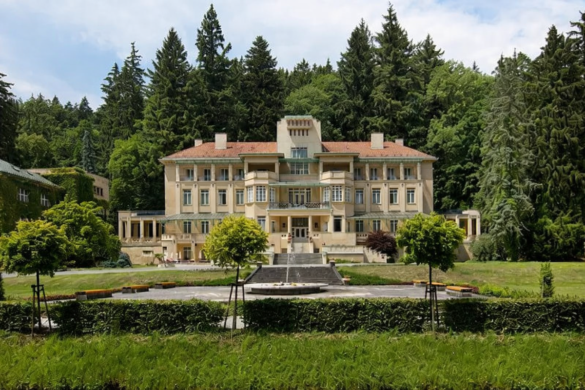 Dum Bedricha Smetany ****