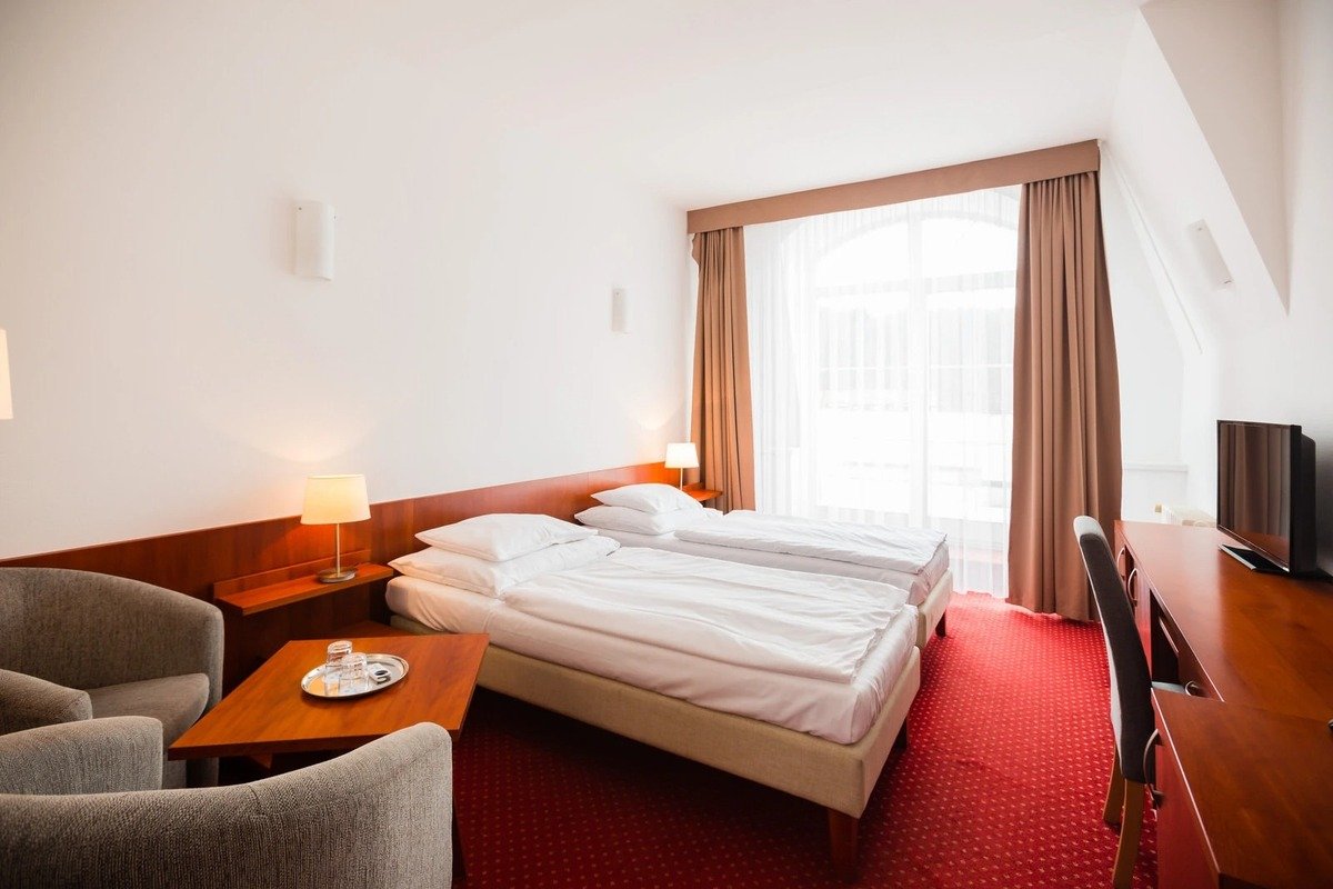 Superior mit Balkon ****