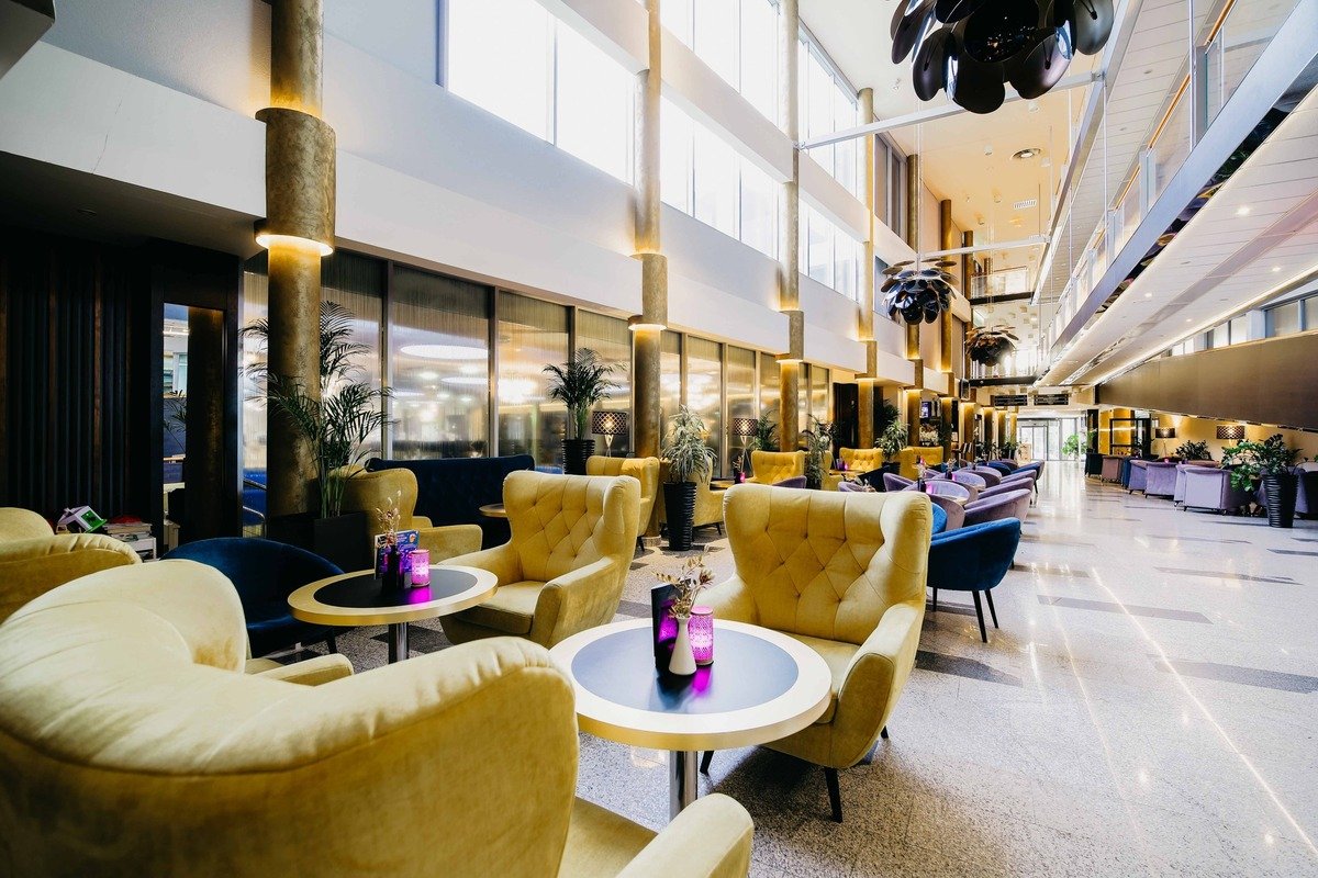 Hotel Vivat Superior *****