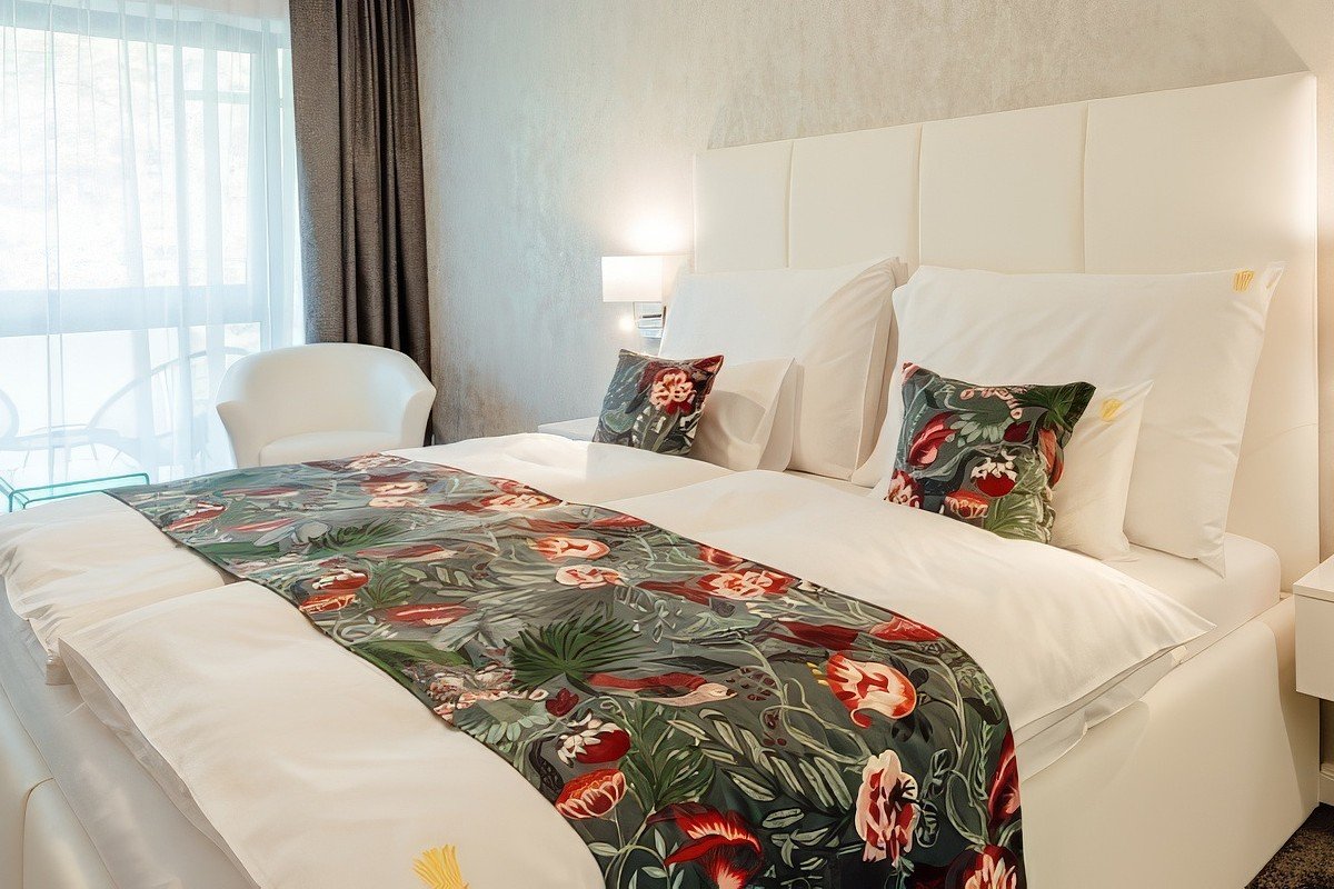 Deluxe **** ohne Zustellbett