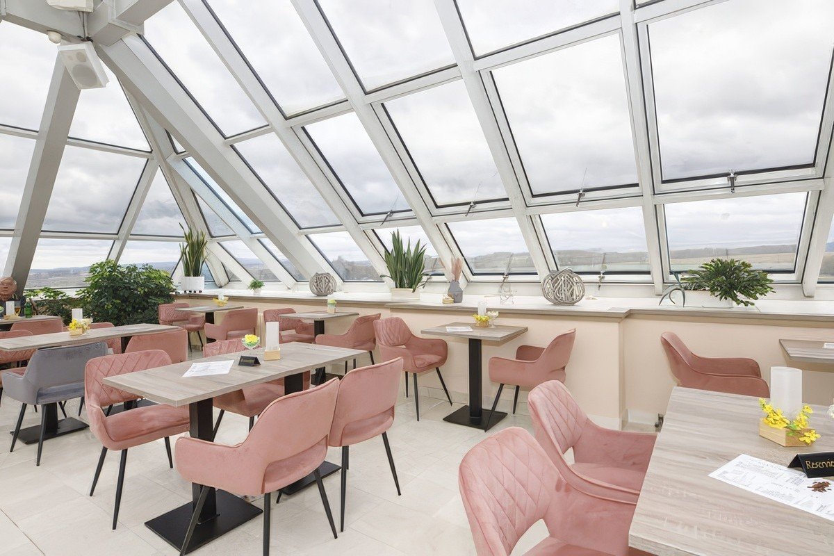 Pyramid Hotel ****