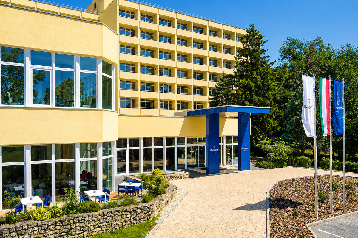 Hunguest Hotel Helios ****