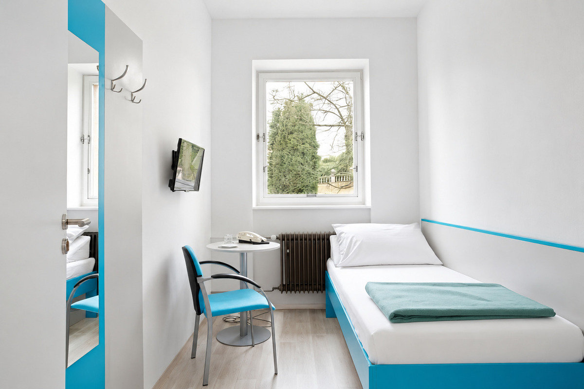 Hotel Akademik Behounek ***