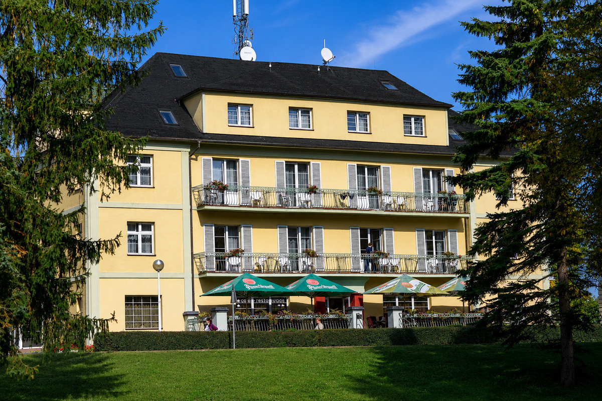 Kurhotel Jirásek ***