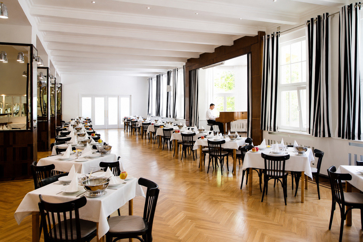 Kurhotel Jirásek ***