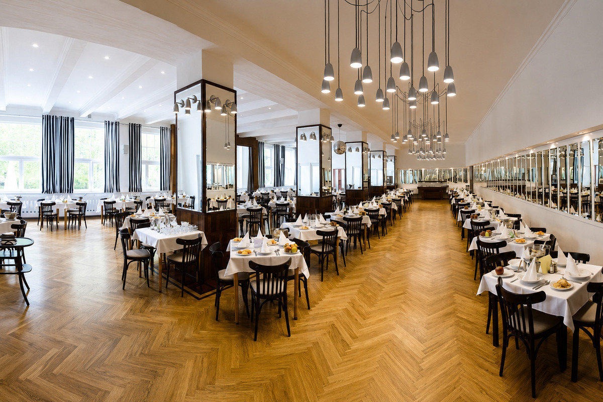 Kurhotel Jirásek ***