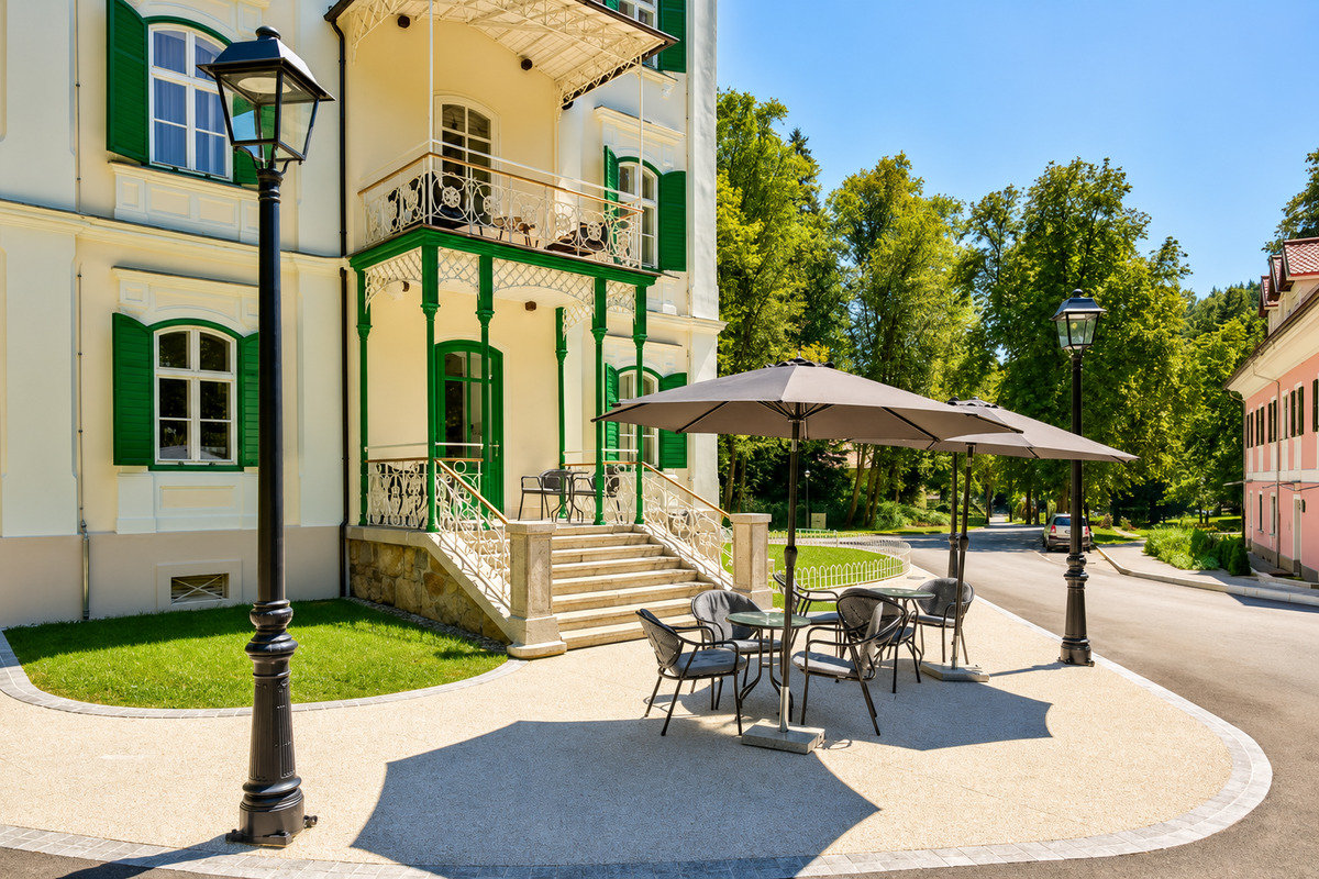 Boutique-Hotel Dobrna ****