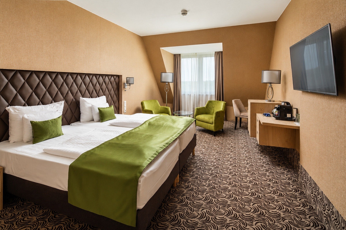 Deluxe Suite