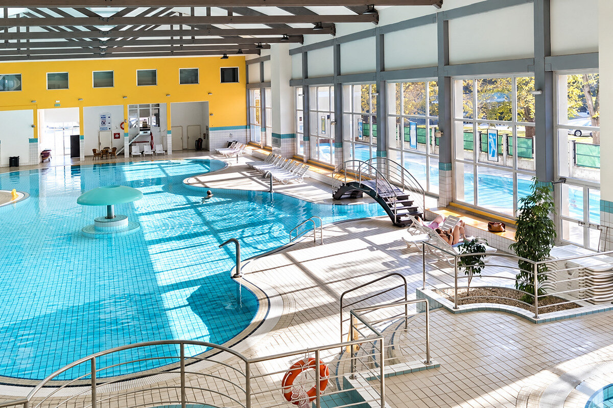 Innen Schwimmbecken 
